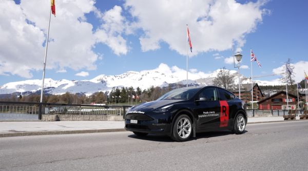 Les Roches expande partilha de carros electricos ao campus suiço
