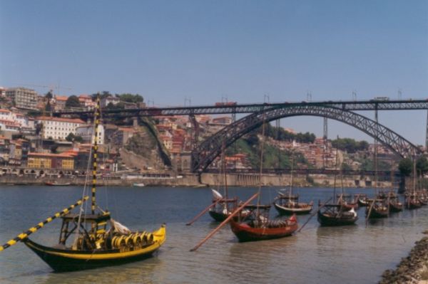 Porto com acções de sensibilização para os turistas, no Dia Mundial do Turismo